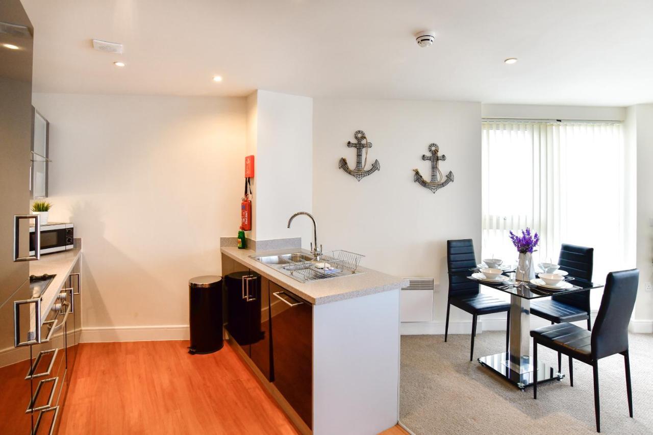 Meridian Quay Apartments, By Jsw Short Stay Суонси Экстерьер фото